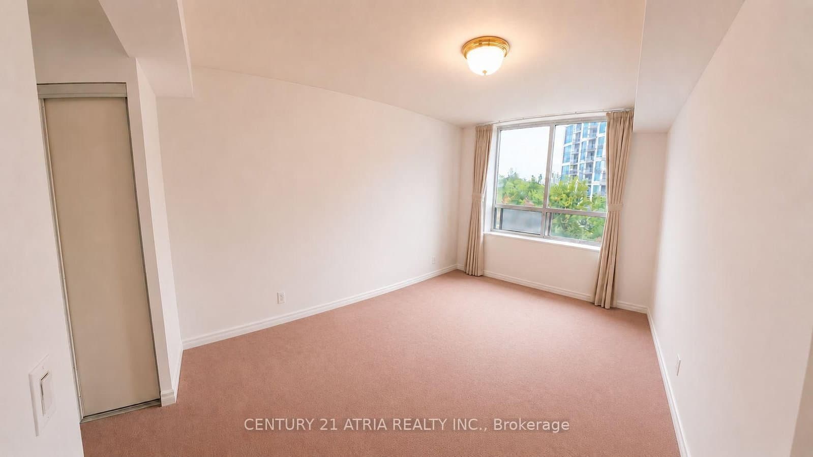 115 Omni Drive, Unit 306 thumbnail 19