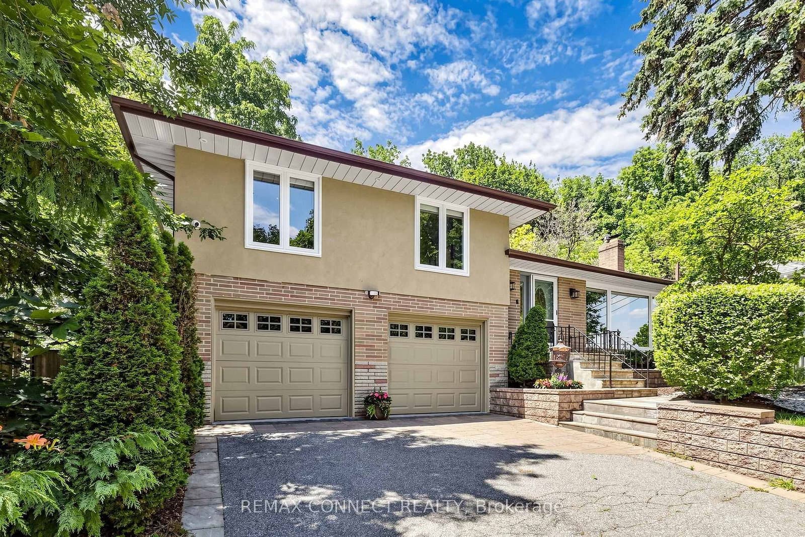 10 Catalina Drive - Image 1