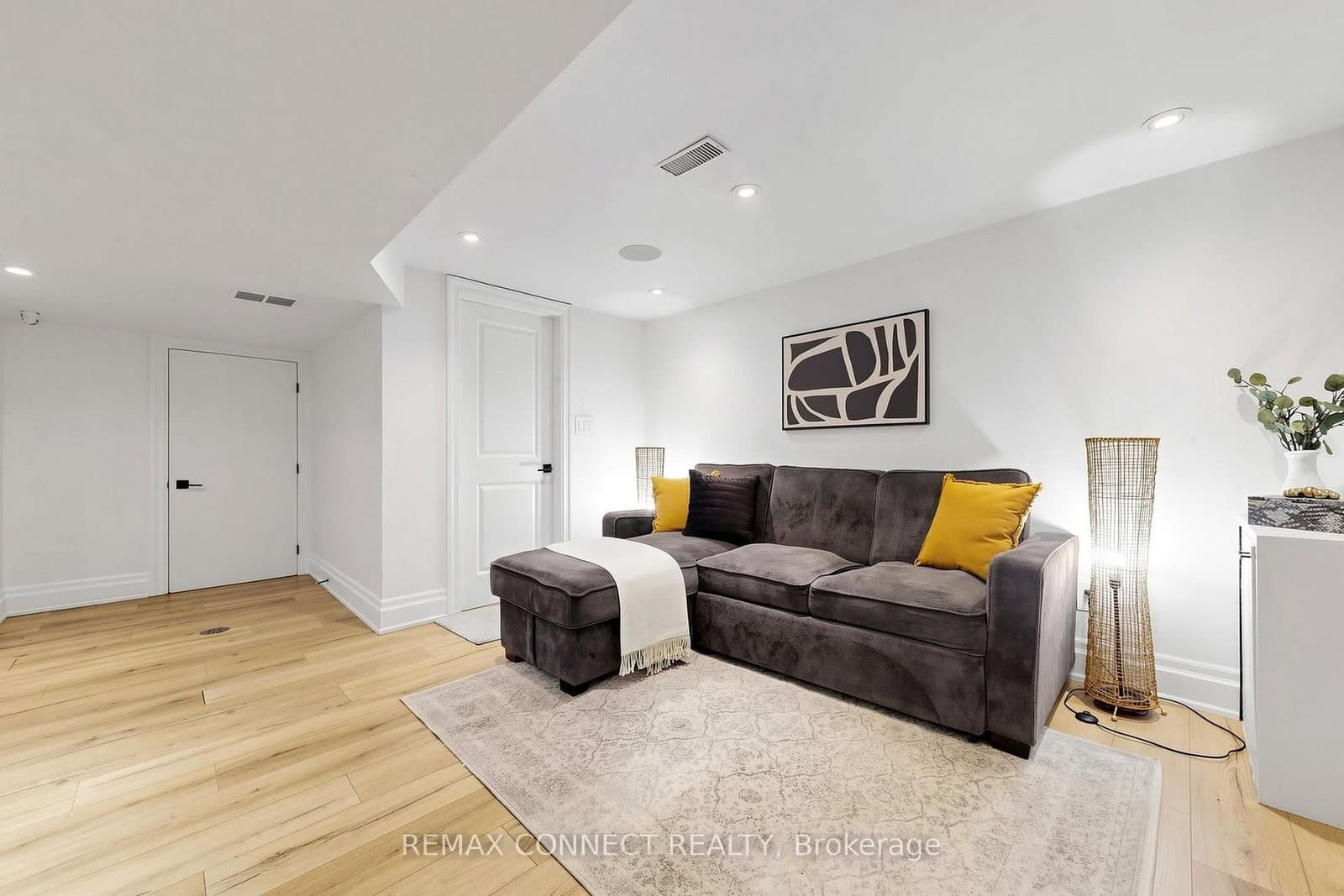 10 Catalina Drive thumbnail 26