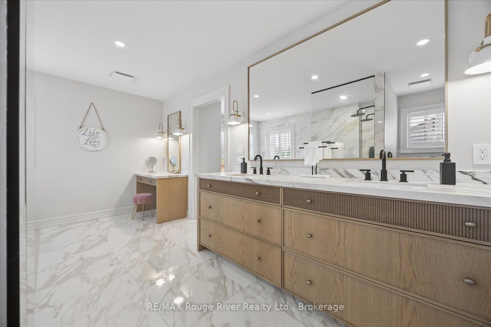 49 Hanson Crescent thumbnail 32