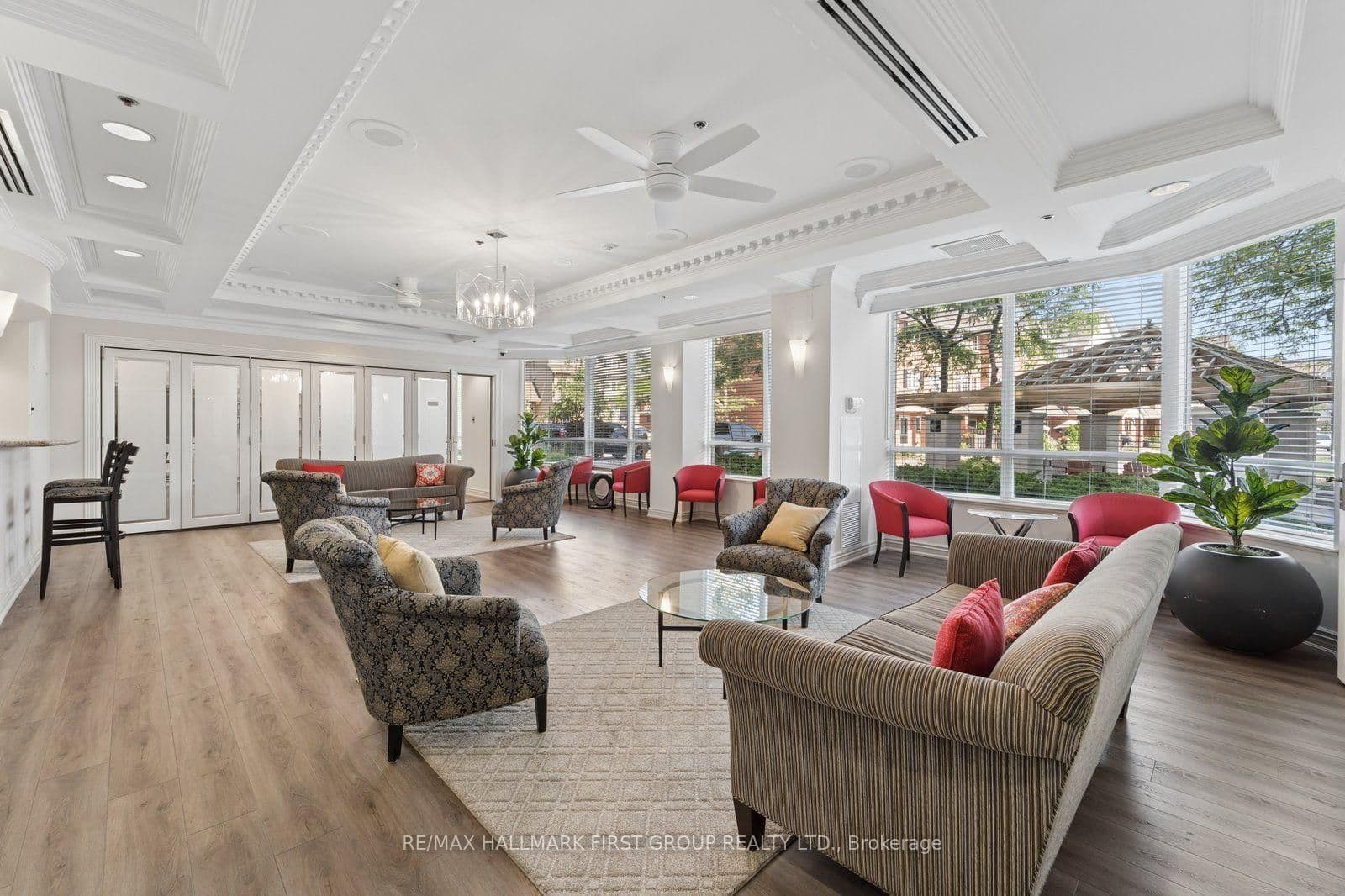 1200 The Esplanade N, Unit 908 thumbnail 25