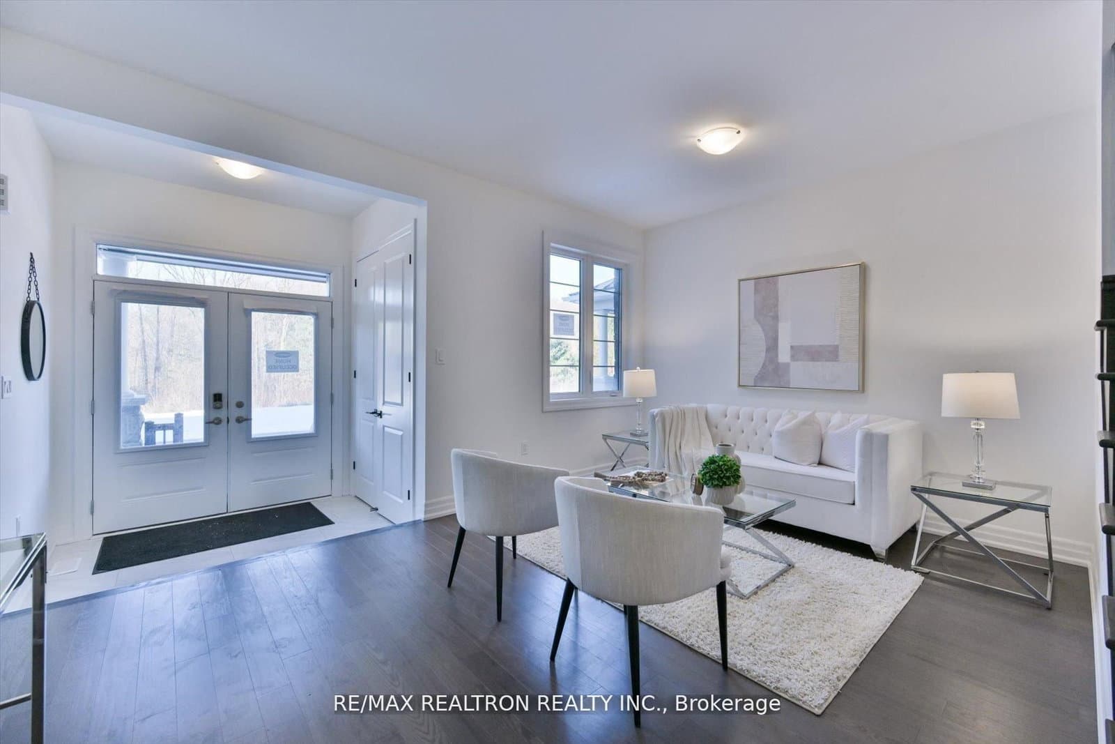 2858 Foxden Square thumbnail 8