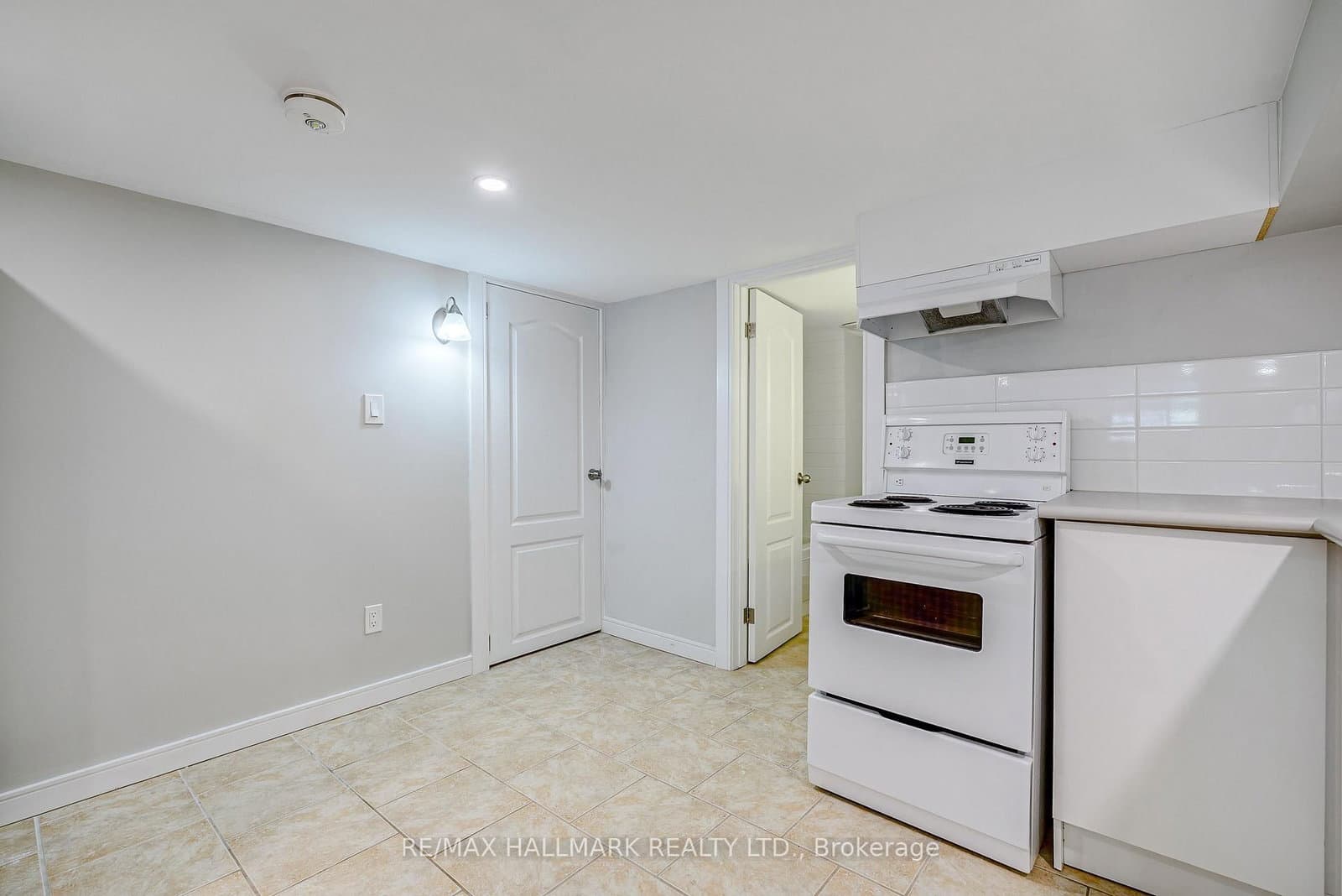 115 Rainsford Road, Unit Lower thumbnail 8