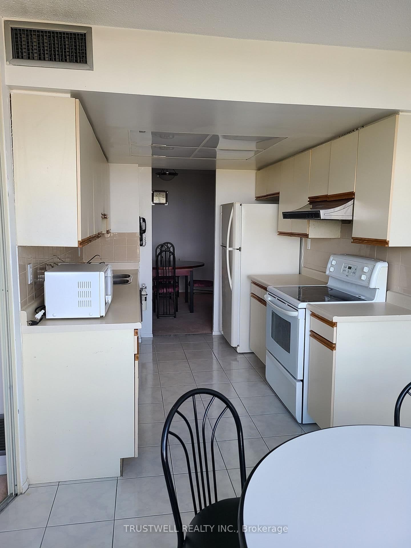 30 Thunder Grove, Unit 1010 thumbnail 12