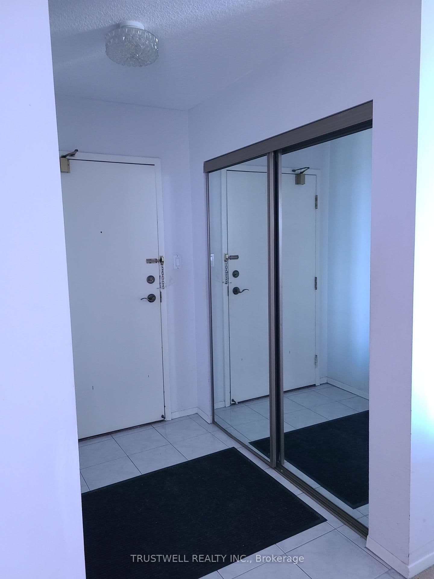 30 Thunder Grove, Unit 1010 thumbnail 3