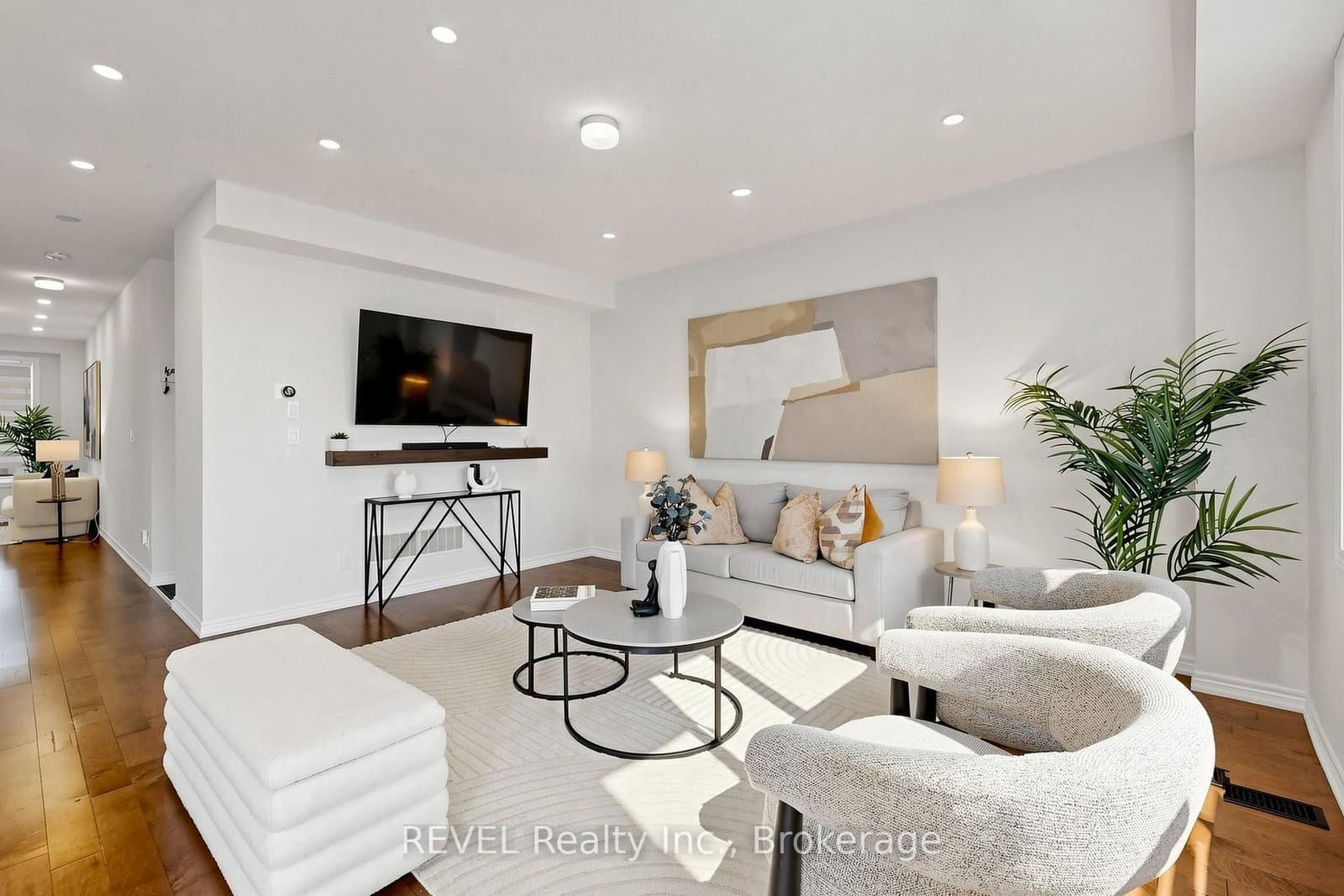 993 Lockie Drive thumbnail 8