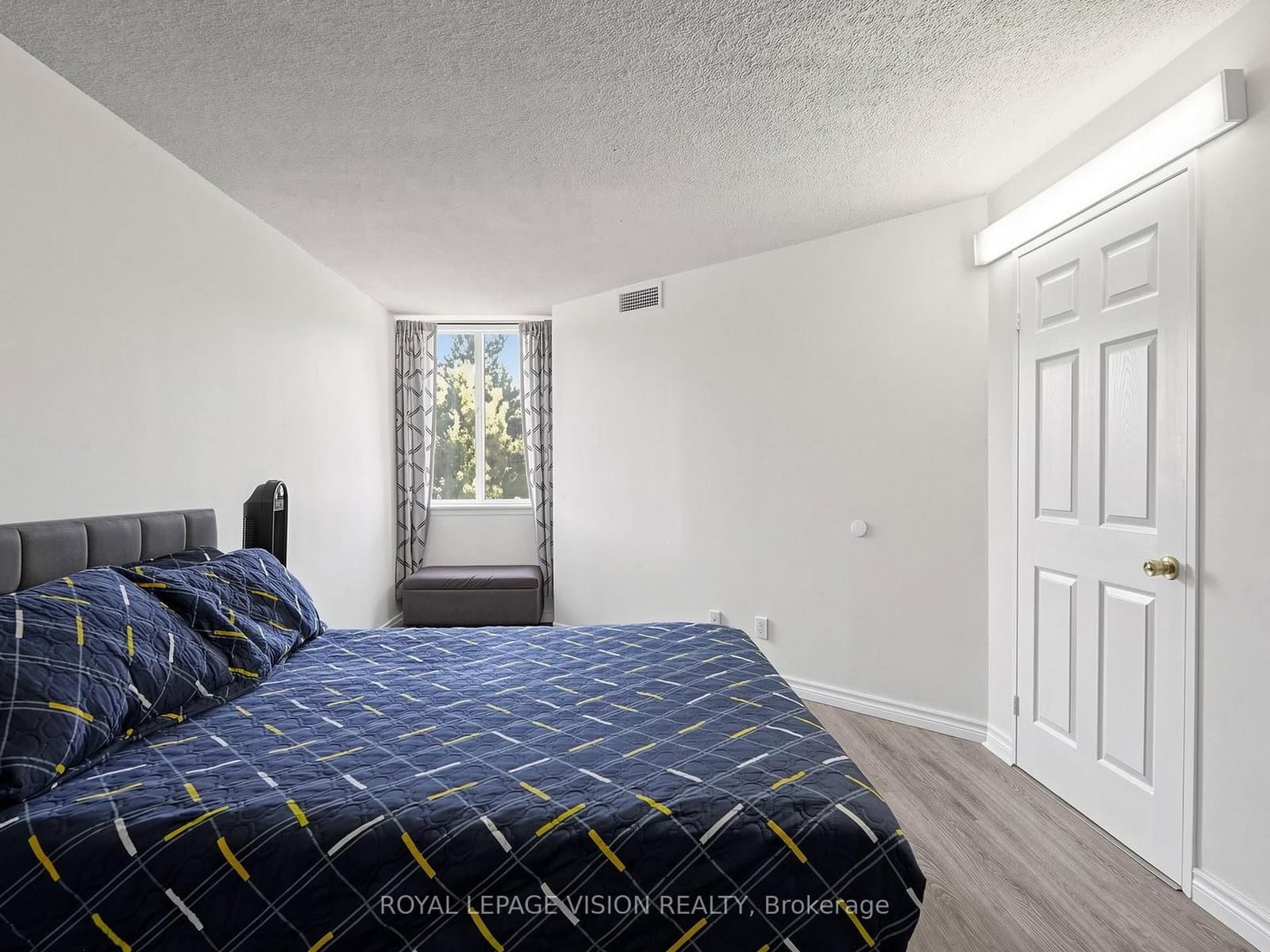 11753 Sheppard Avenue E, Unit 419 thumbnail 23