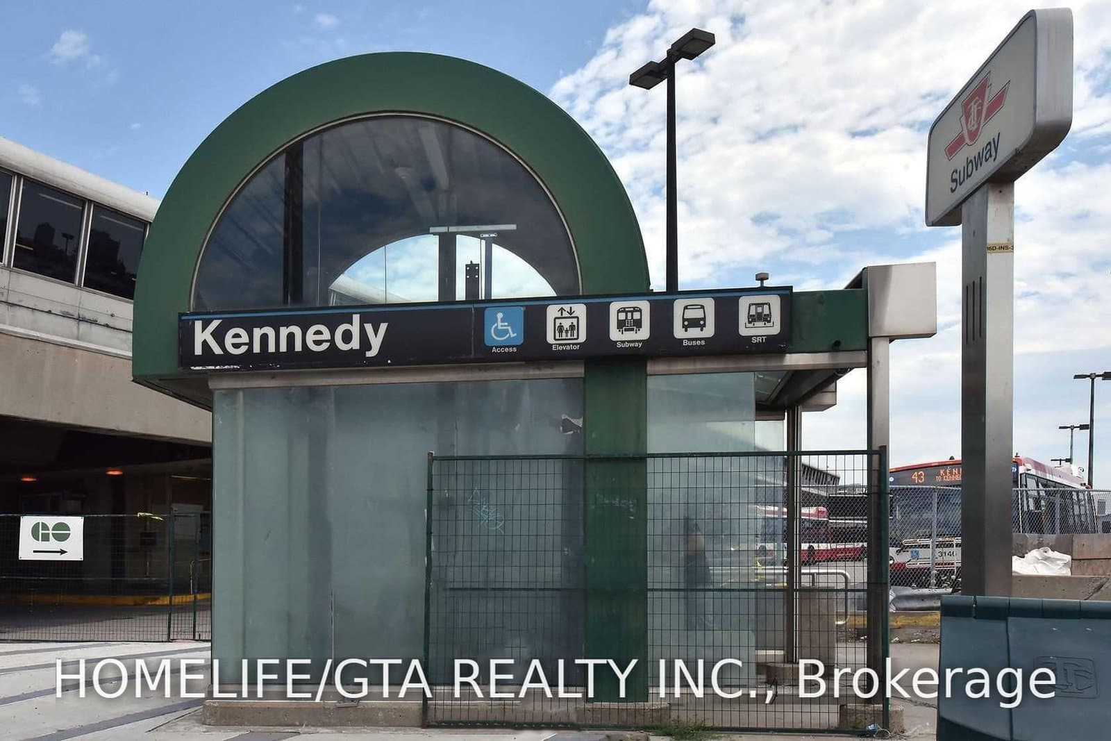 2460 Eglinton Avenue E, Unit 1710 thumbnail 37