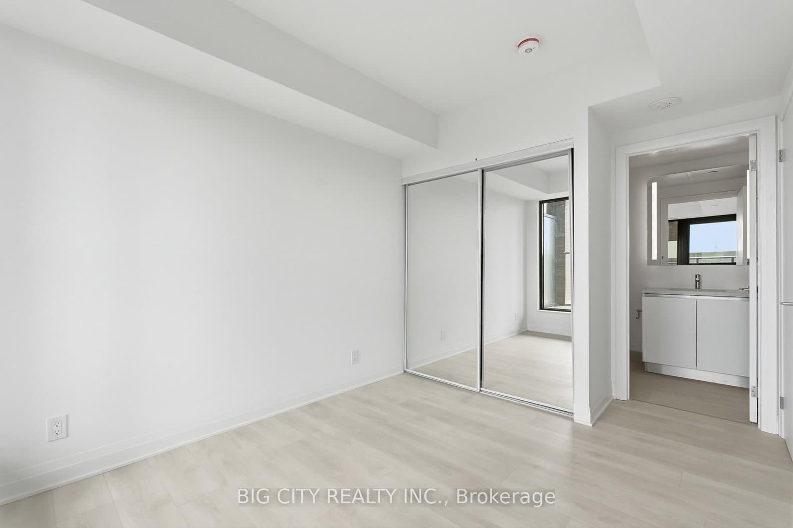 25 Frederick Todd Way, Unit 310 thumbnail 14