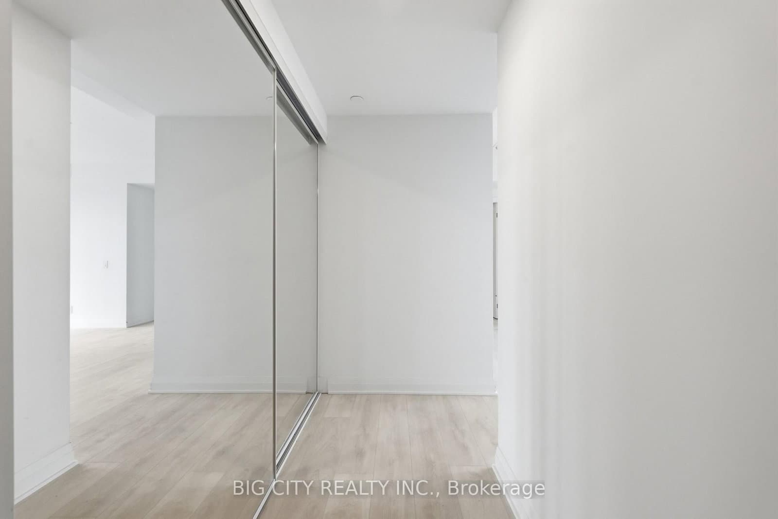 25 Frederick Todd Way, Unit 310 thumbnail 4