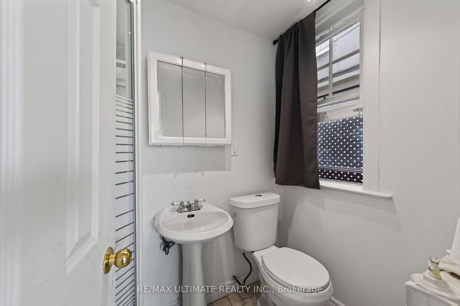 2360 Queen Street E, Unit 3 thumbnail 12