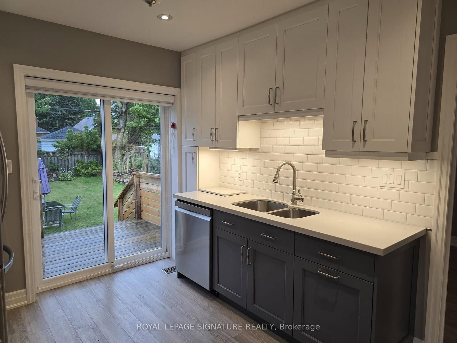 141 Phillip Avenue, Unit Upper thumbnail 10
