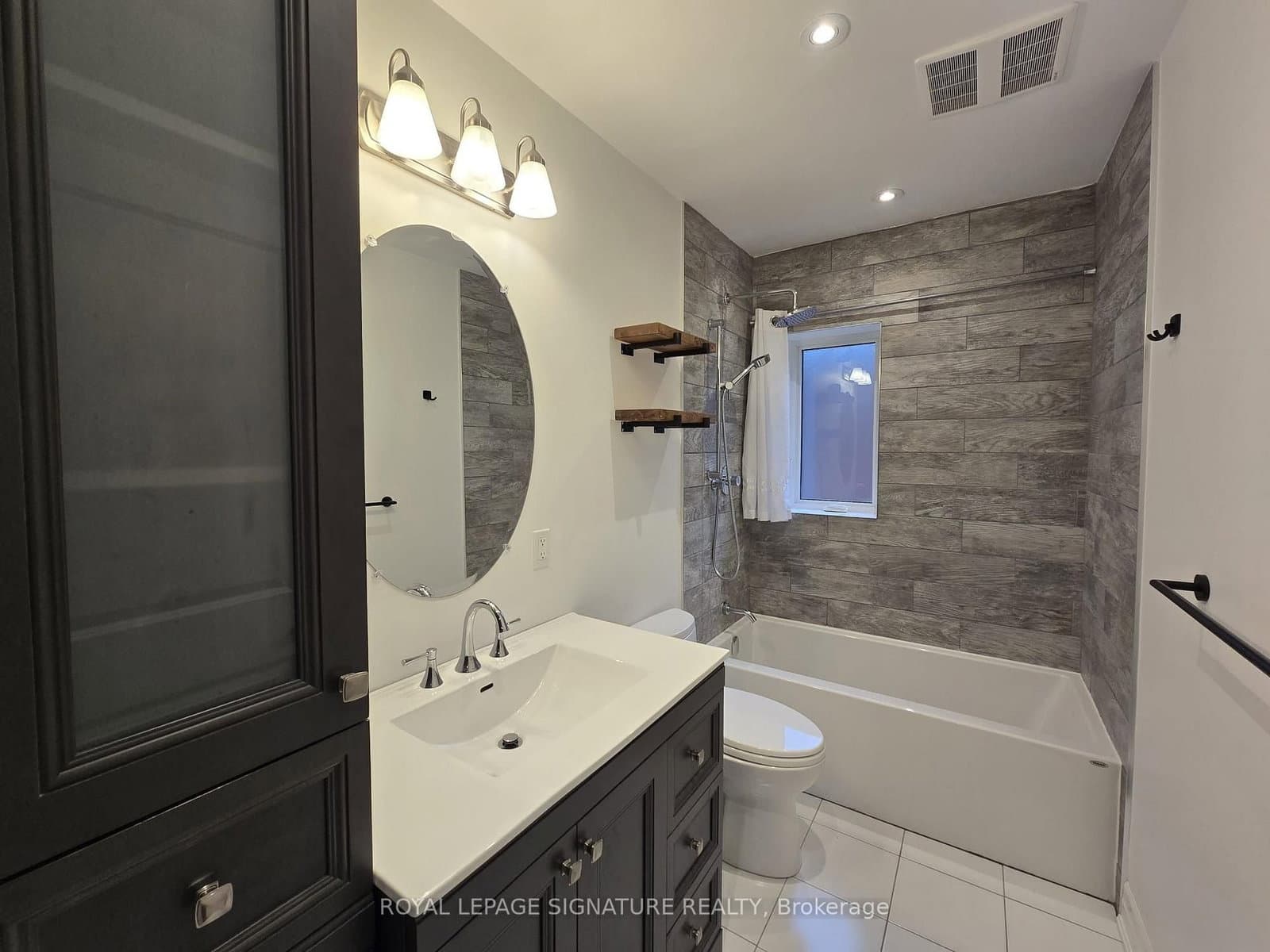 141 Phillip Avenue, Unit Upper thumbnail 14