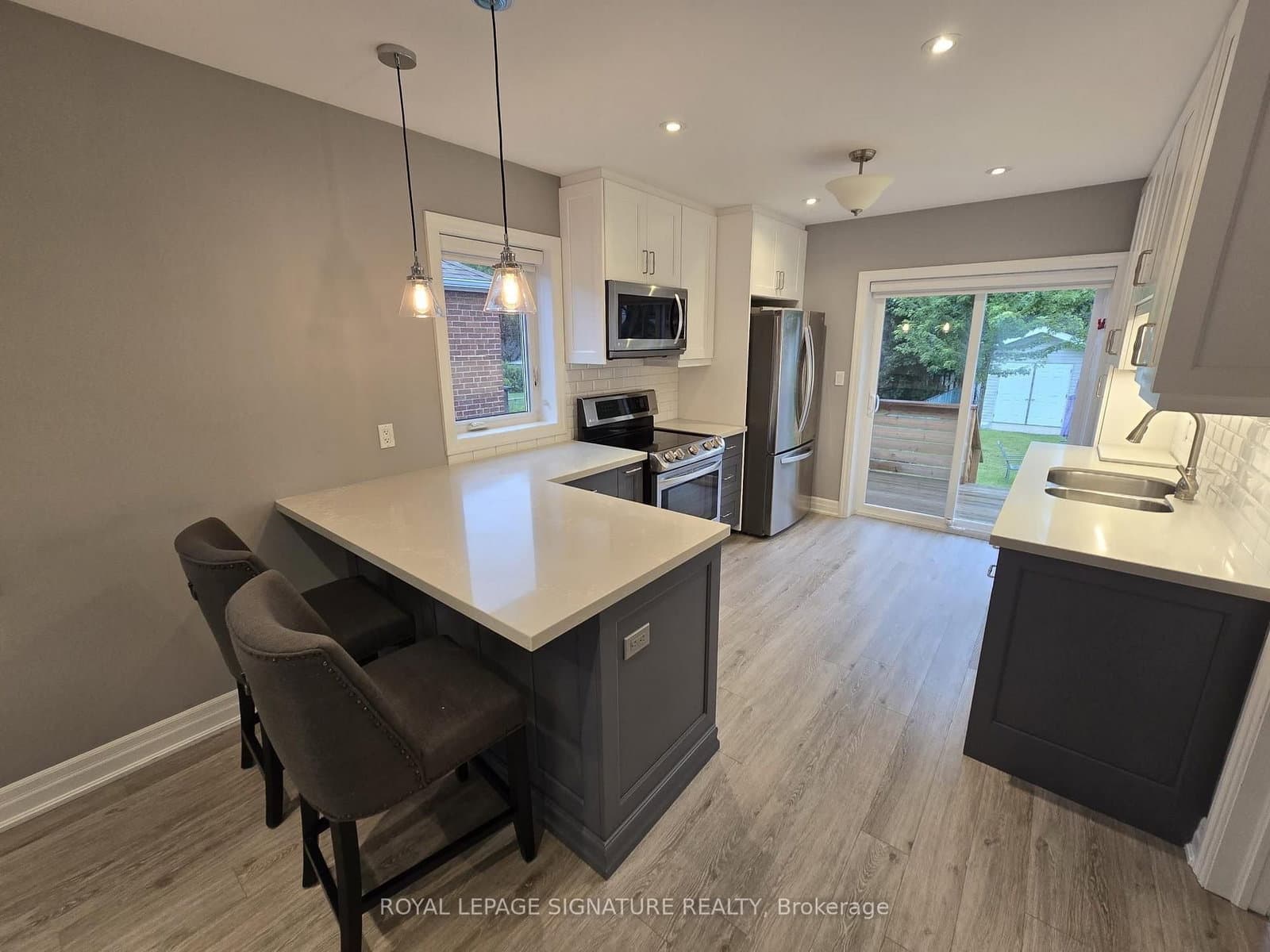 141 Phillip Avenue, Unit Upper thumbnail 9