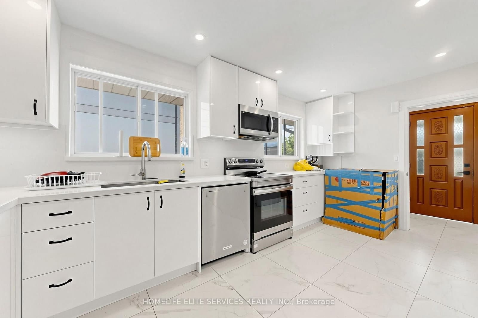 76 Gooderham Drive thumbnail 12