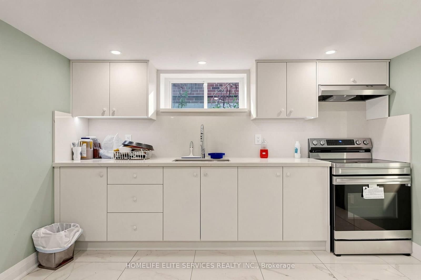 76 Gooderham Drive thumbnail 31