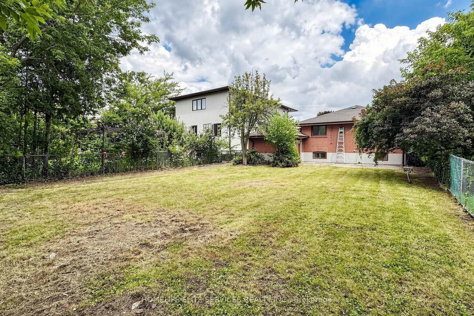 76 Gooderham Drive thumbnail 47