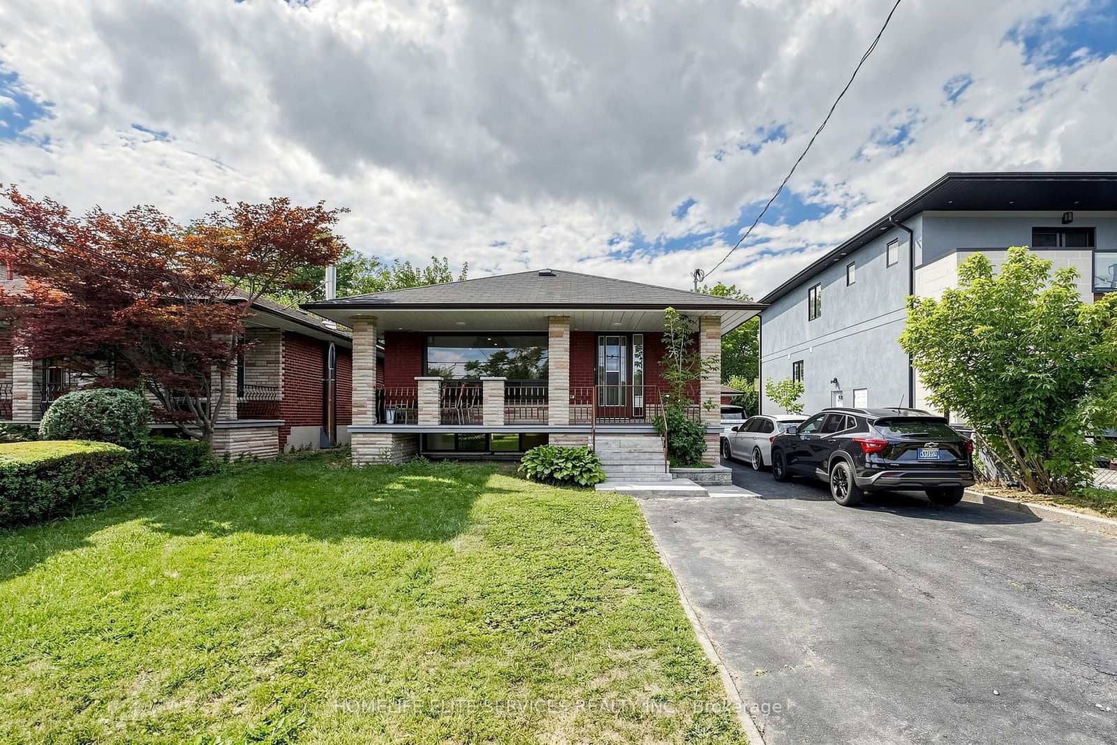 76 Gooderham Drive thumbnail 5