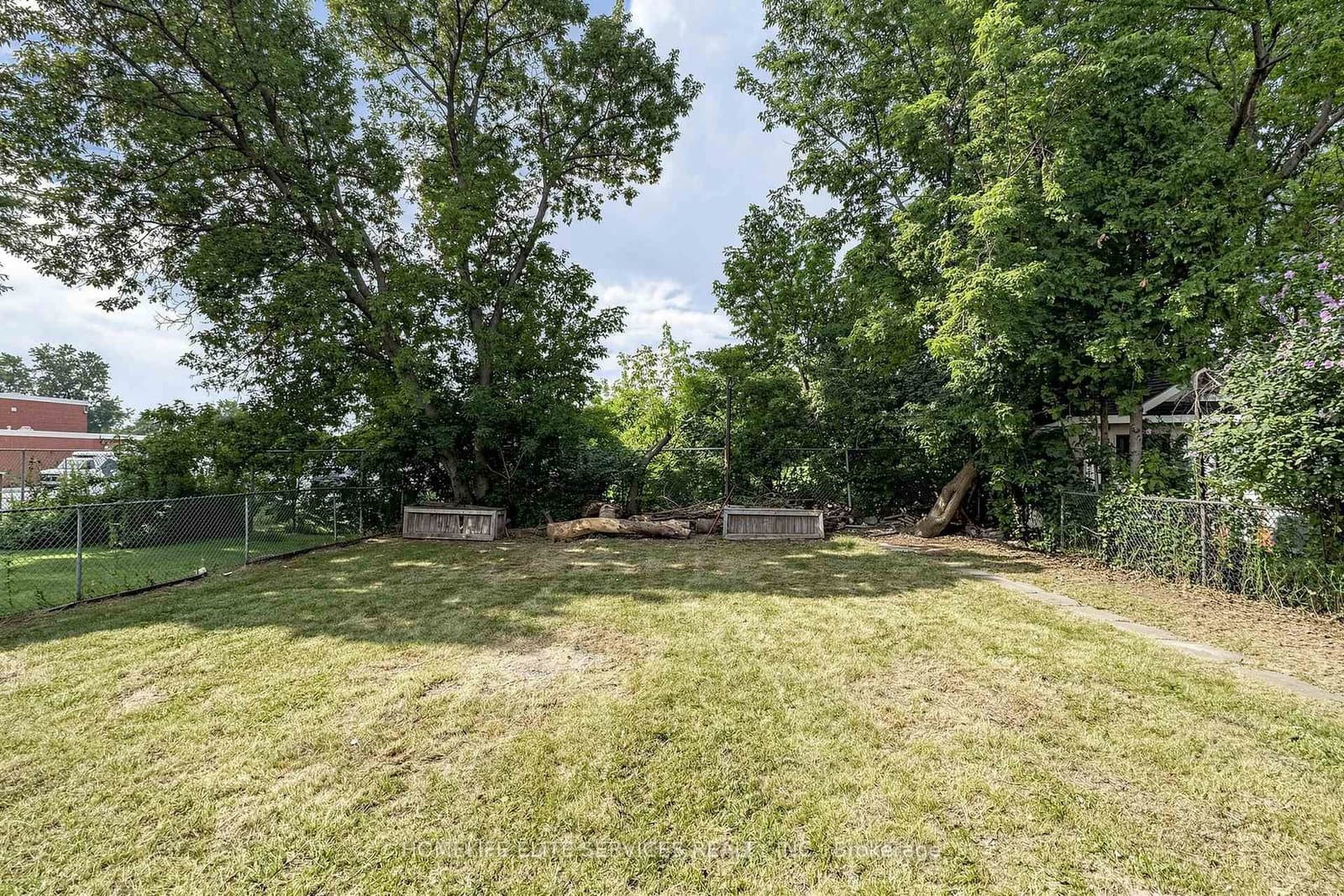 76 Gooderham Drive thumbnail 50
