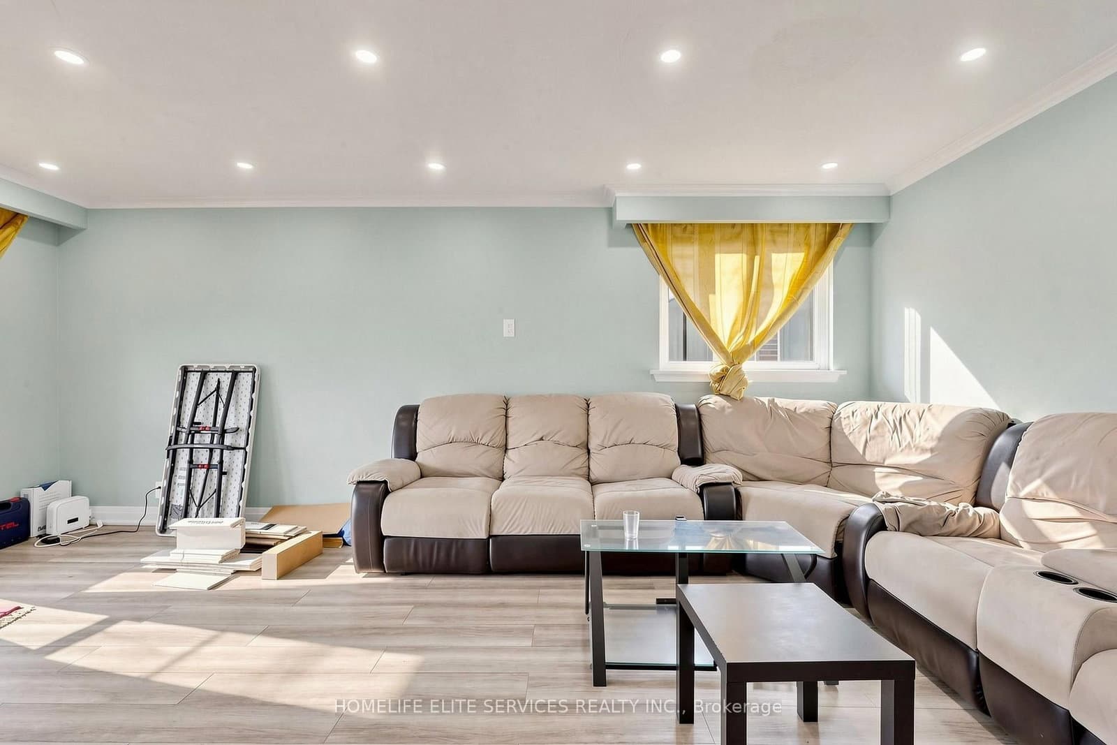 76 Gooderham Drive thumbnail 9