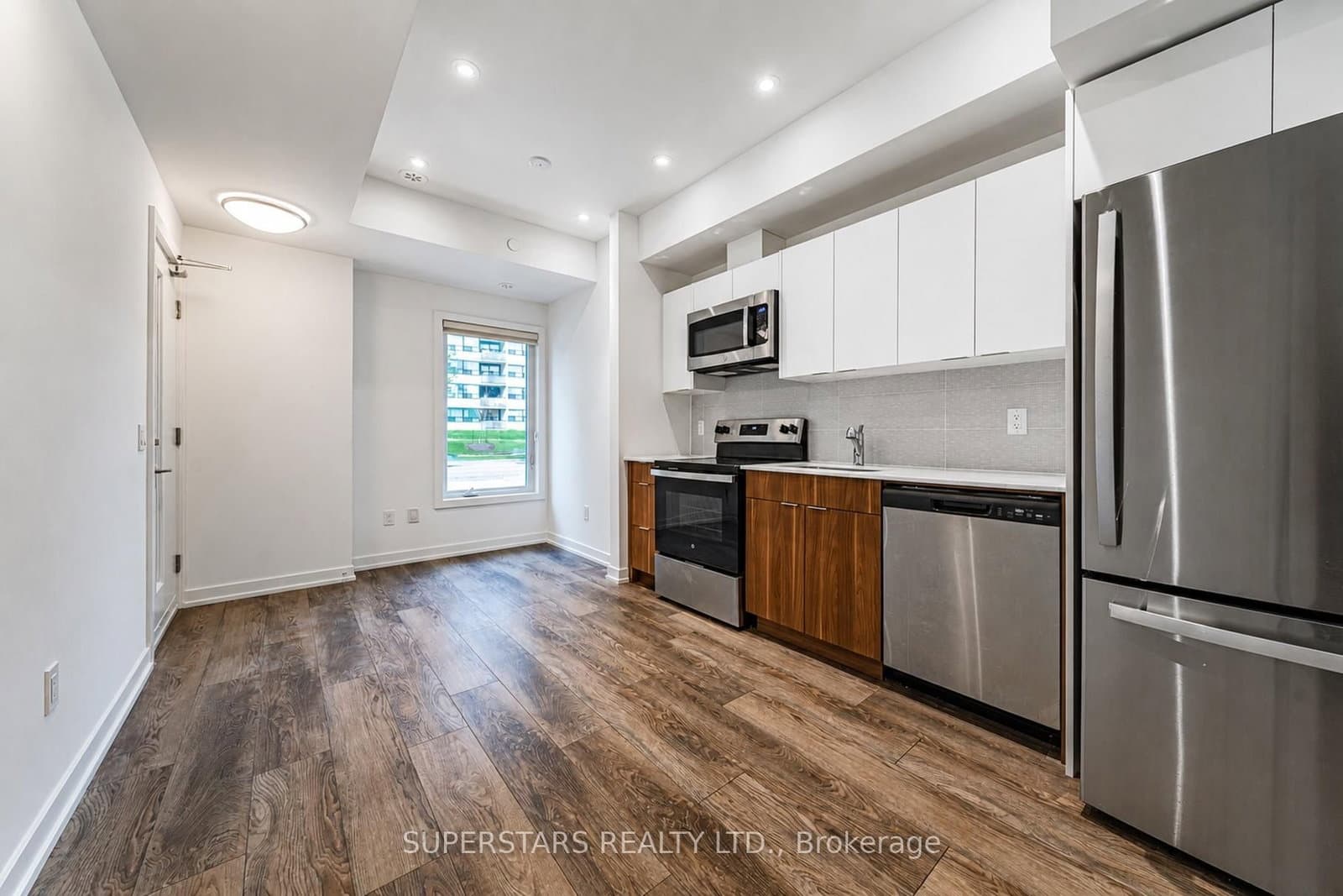 3069 Pharmacy Avenue, Unit 14 thumbnail 3
