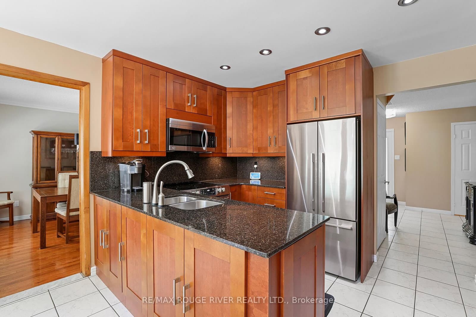 11 Canmore Boulevard thumbnail 11