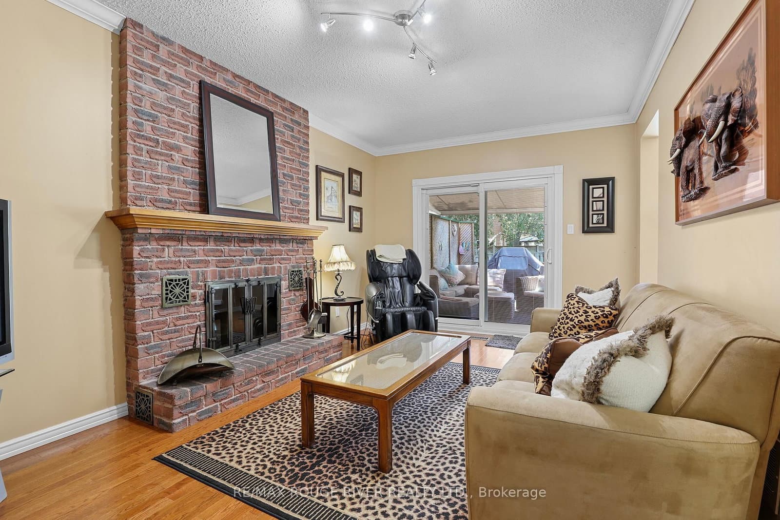 11 Canmore Boulevard thumbnail 16
