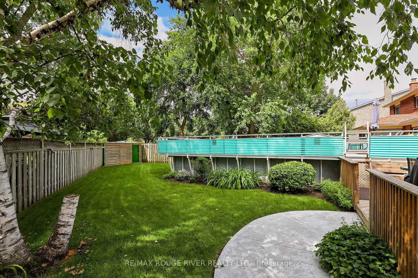 11 Canmore Boulevard thumbnail 43
