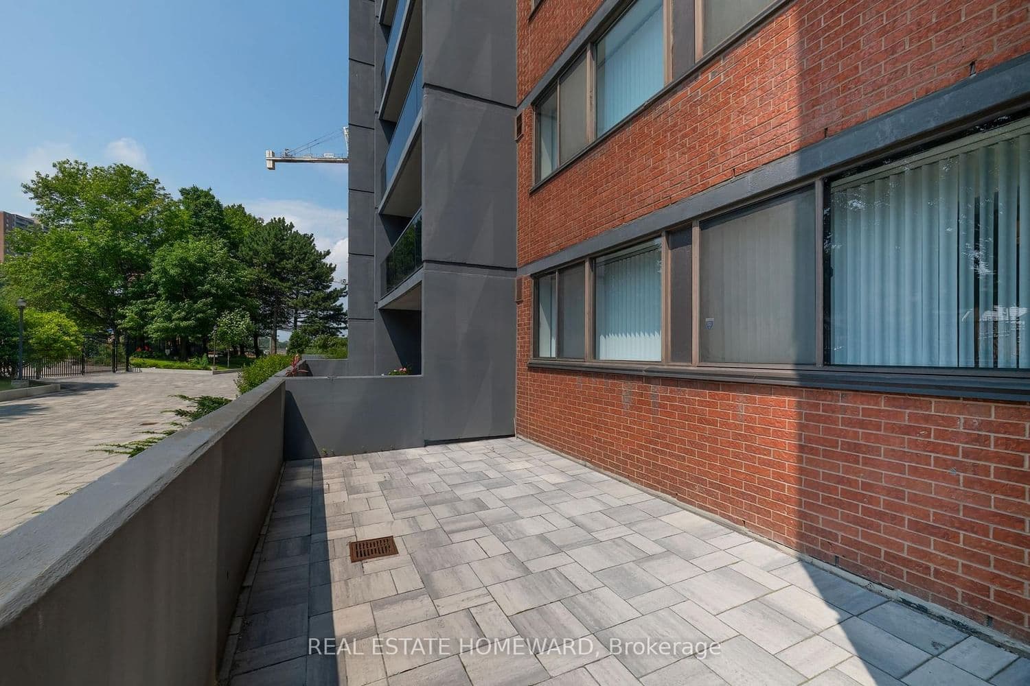 757 Victoria Park Avenue, Unit 106 thumbnail 32