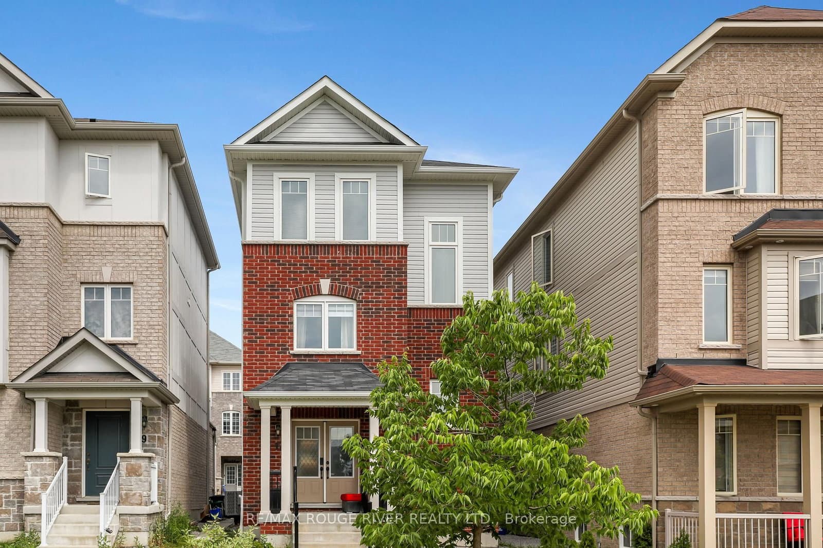 17 Devineridge Avenue - Image 1