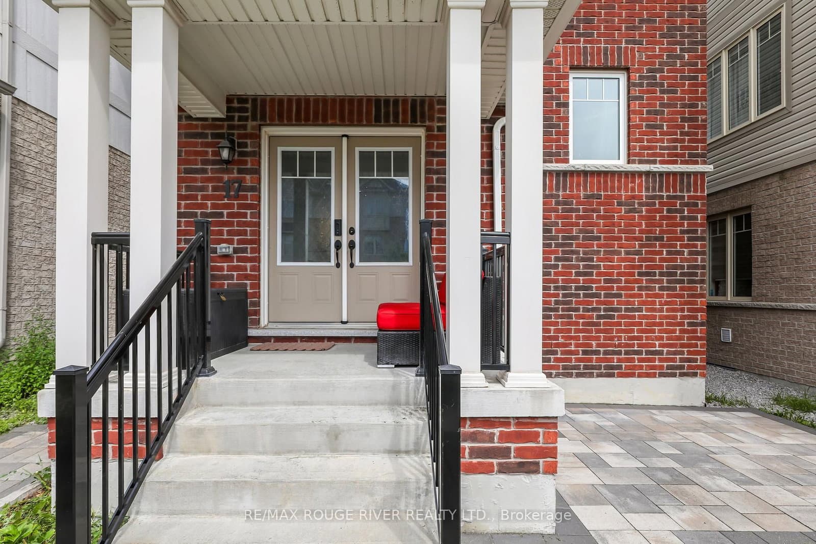 17 Devineridge Avenue thumbnail 2