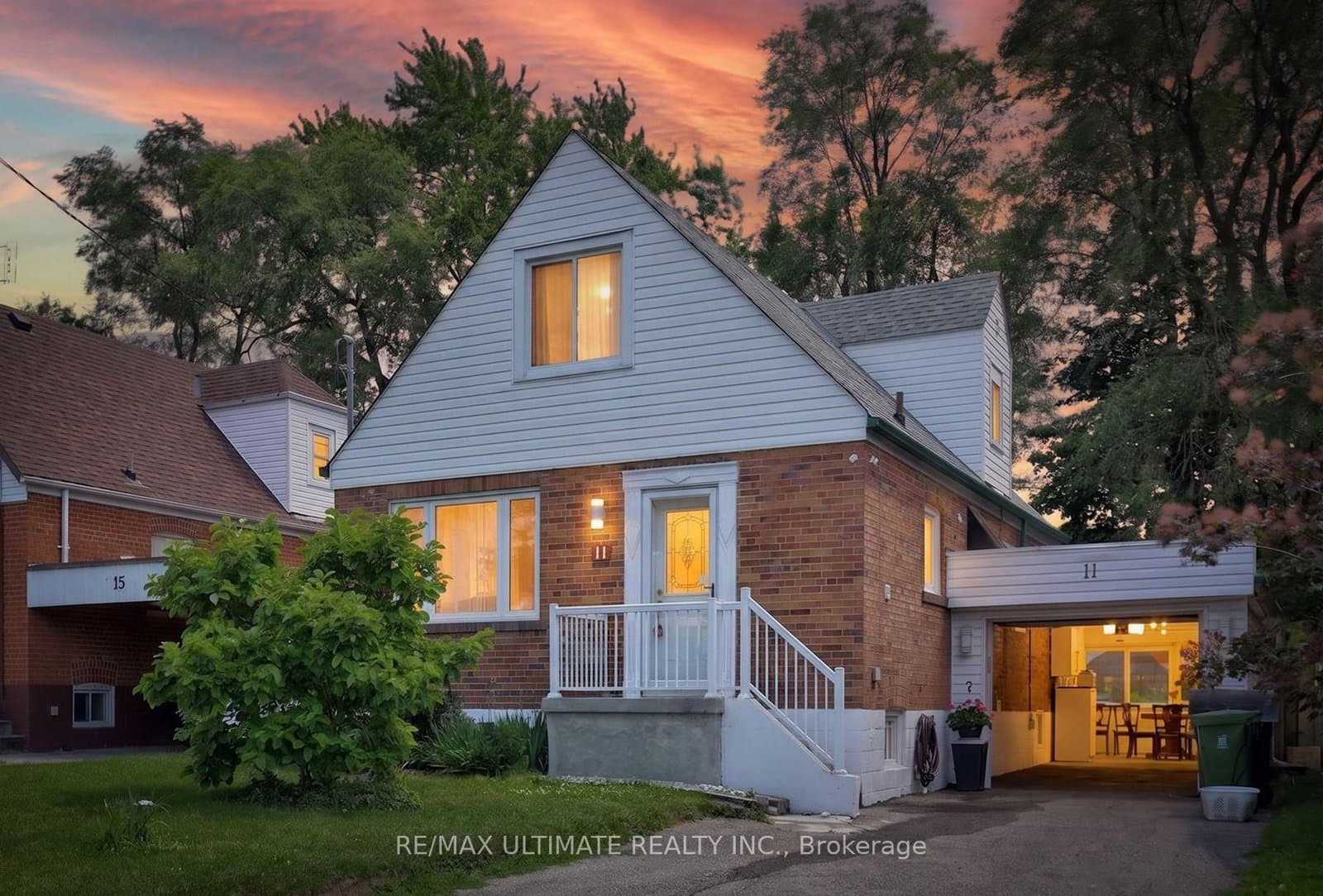 11 Midholm Drive - Image 1