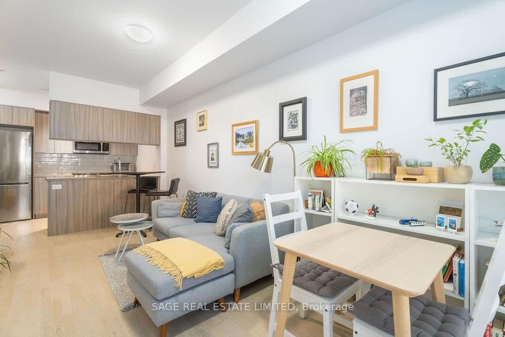 150 Broadview Avenue, Unit Th3 thumbnail 5