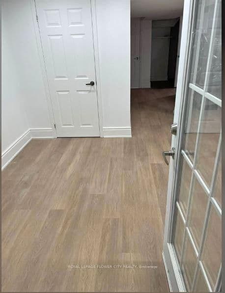 34 Gilmour Road, Unit Basement thumbnail 5