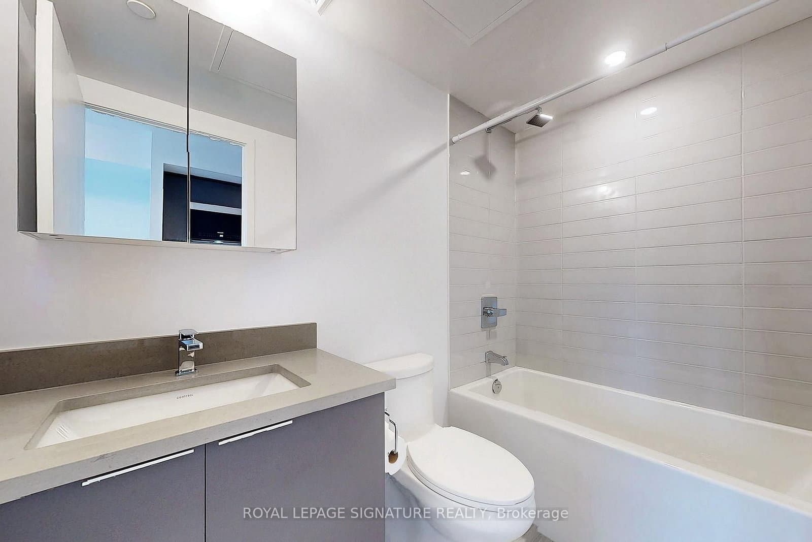 2033 Kennedy Road, Unit 2102 thumbnail 21