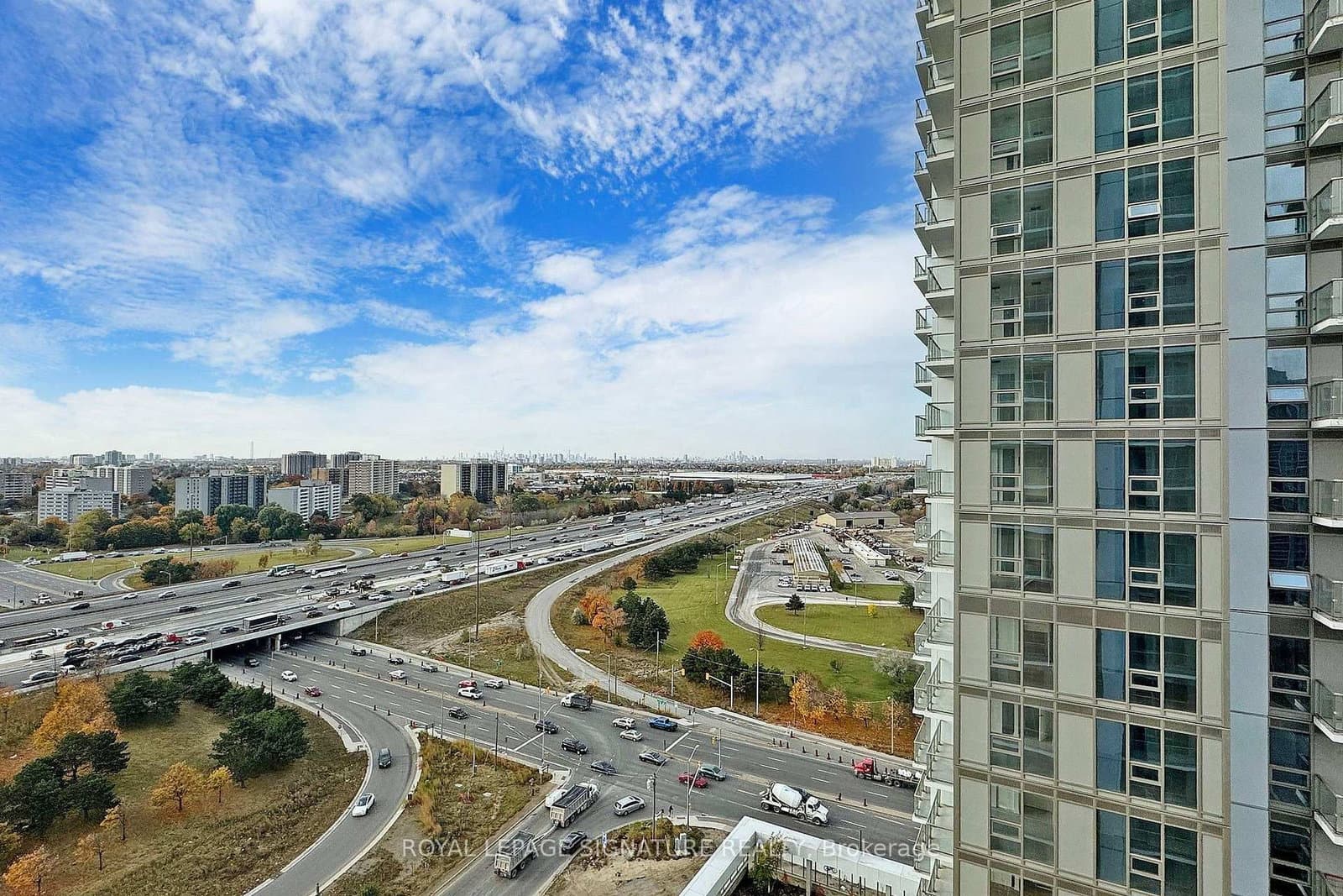 2033 Kennedy Road, Unit 2102 thumbnail 27