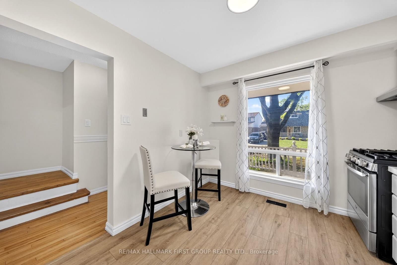 33 Harrison Court thumbnail 11