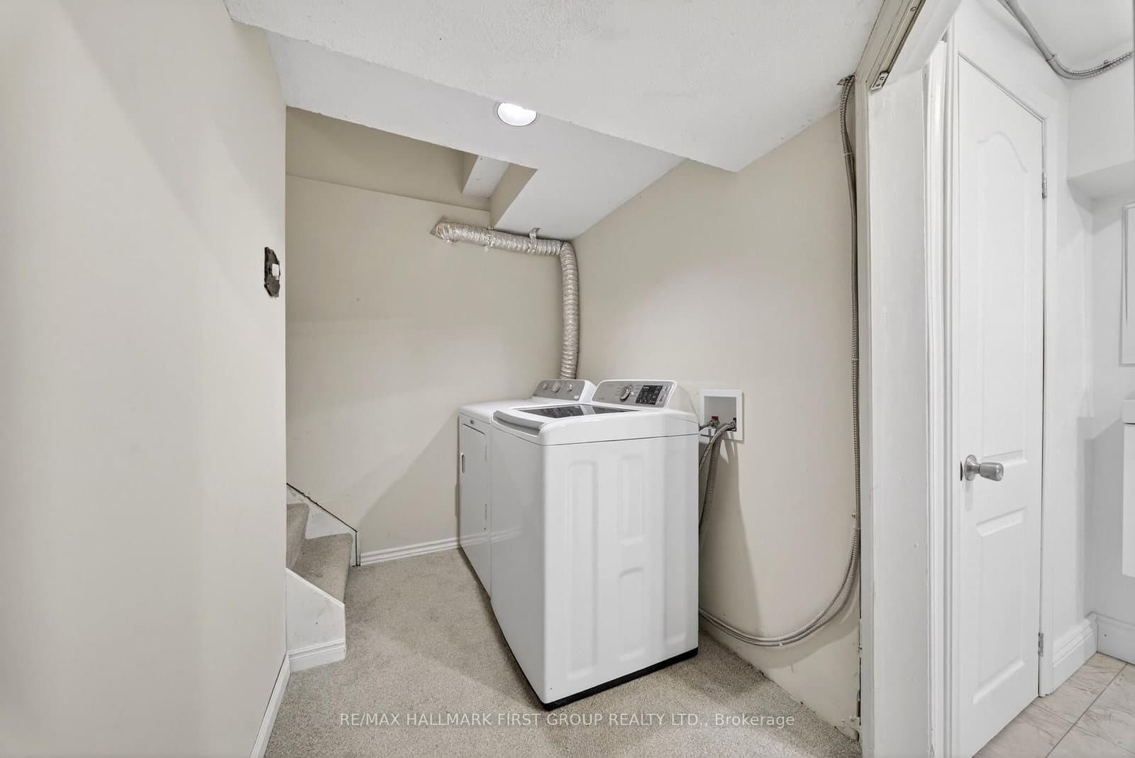 33 Harrison Court thumbnail 33