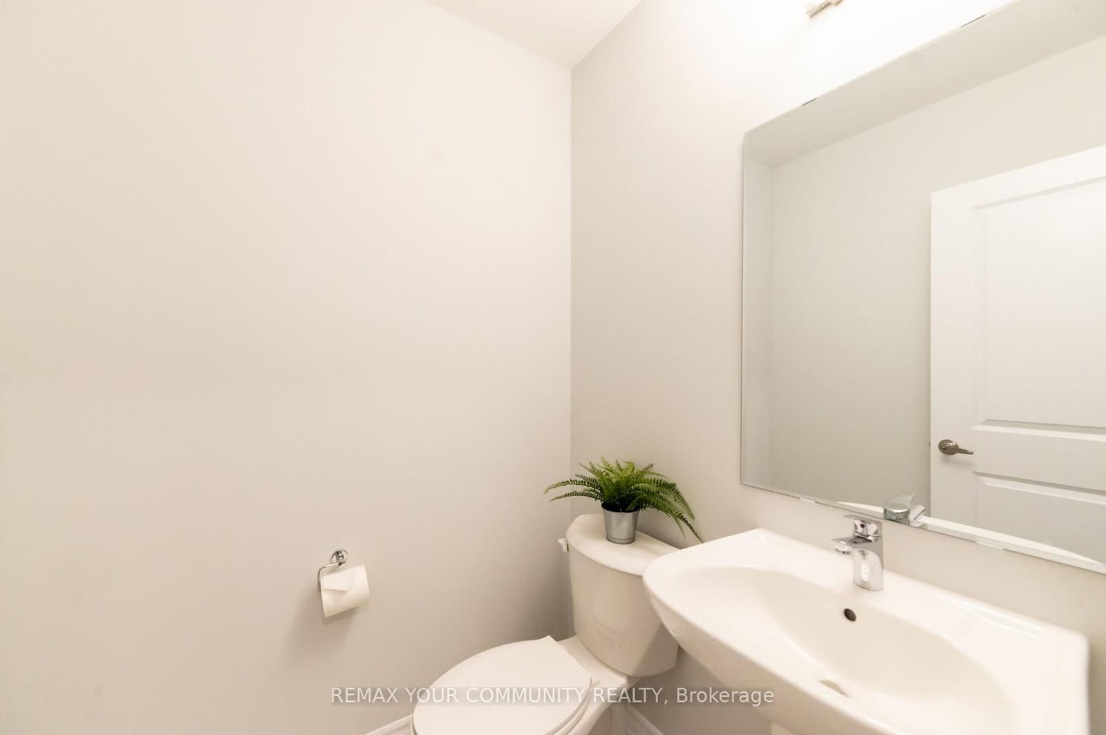 1028 Dyas Avenue thumbnail 12