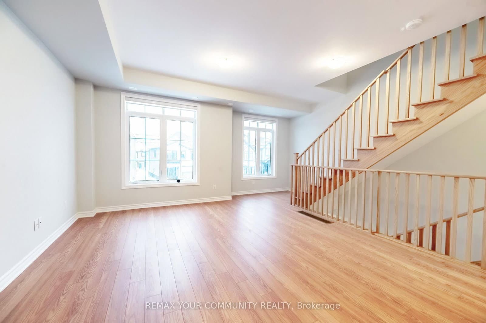 1028 Dyas Avenue thumbnail 6