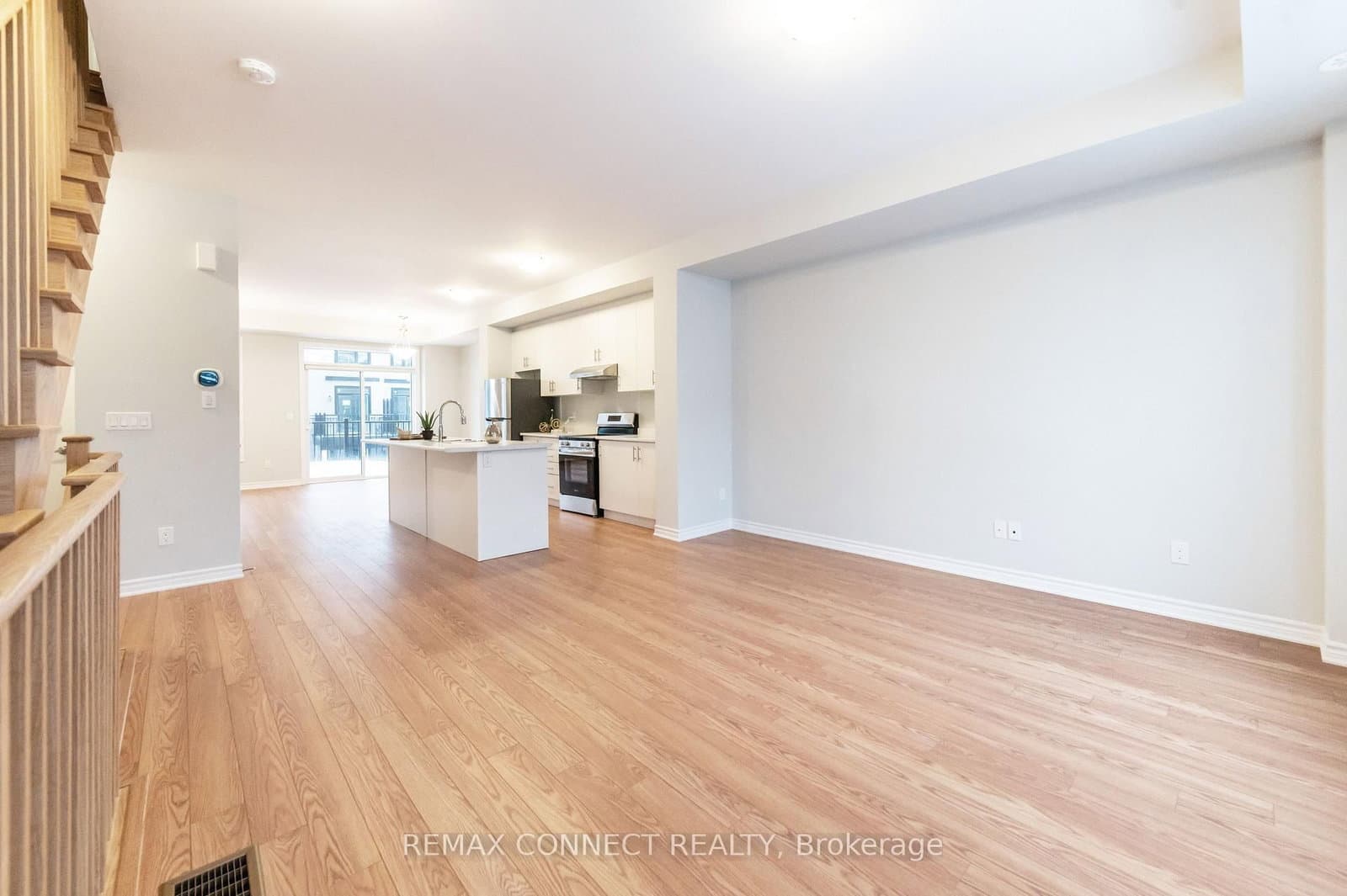 1028 Dyas Avenue thumbnail 7