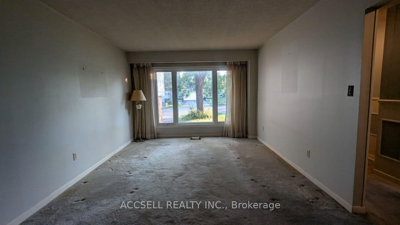 135 Placentia Boulevard thumbnail 11