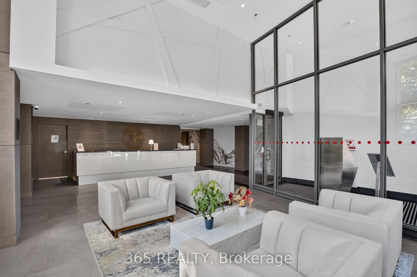 90 Glen Everest Road, Unit 405 thumbnail 5