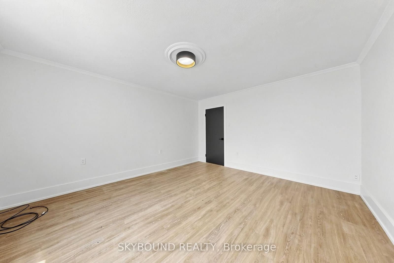 1165 Kingston Road, Unit 15 thumbnail 3