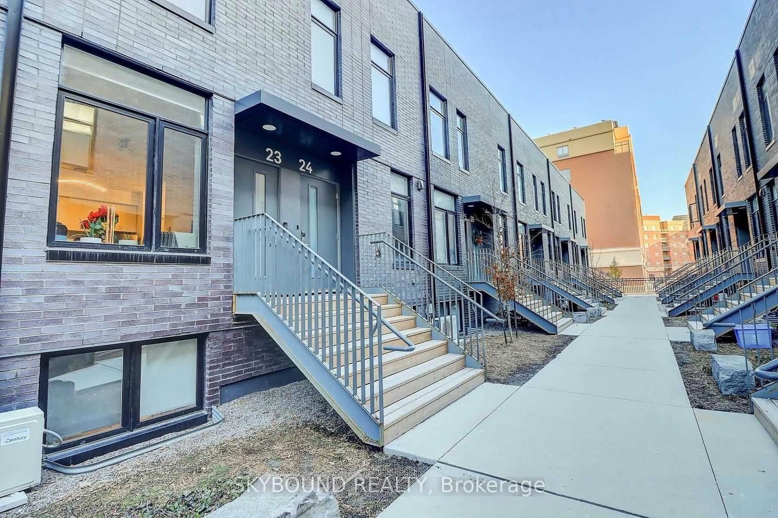 1720 Simcoe Street N, Unit 23 - Room 1 thumbnail 2