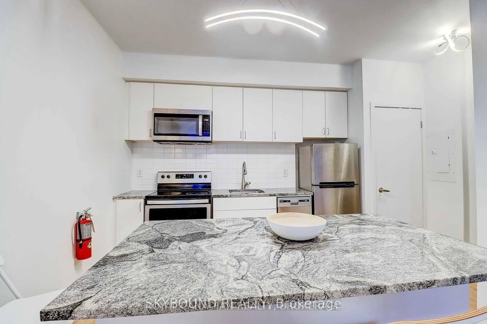 1720 Simcoe Street N, Unit 23 - Room 1 thumbnail 4