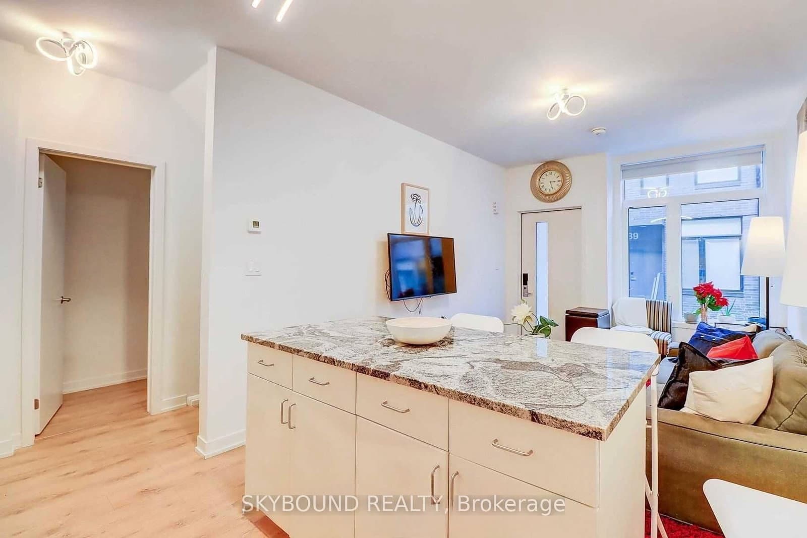 1720 Simcoe Street N, Unit 23 - Room 1 thumbnail 8