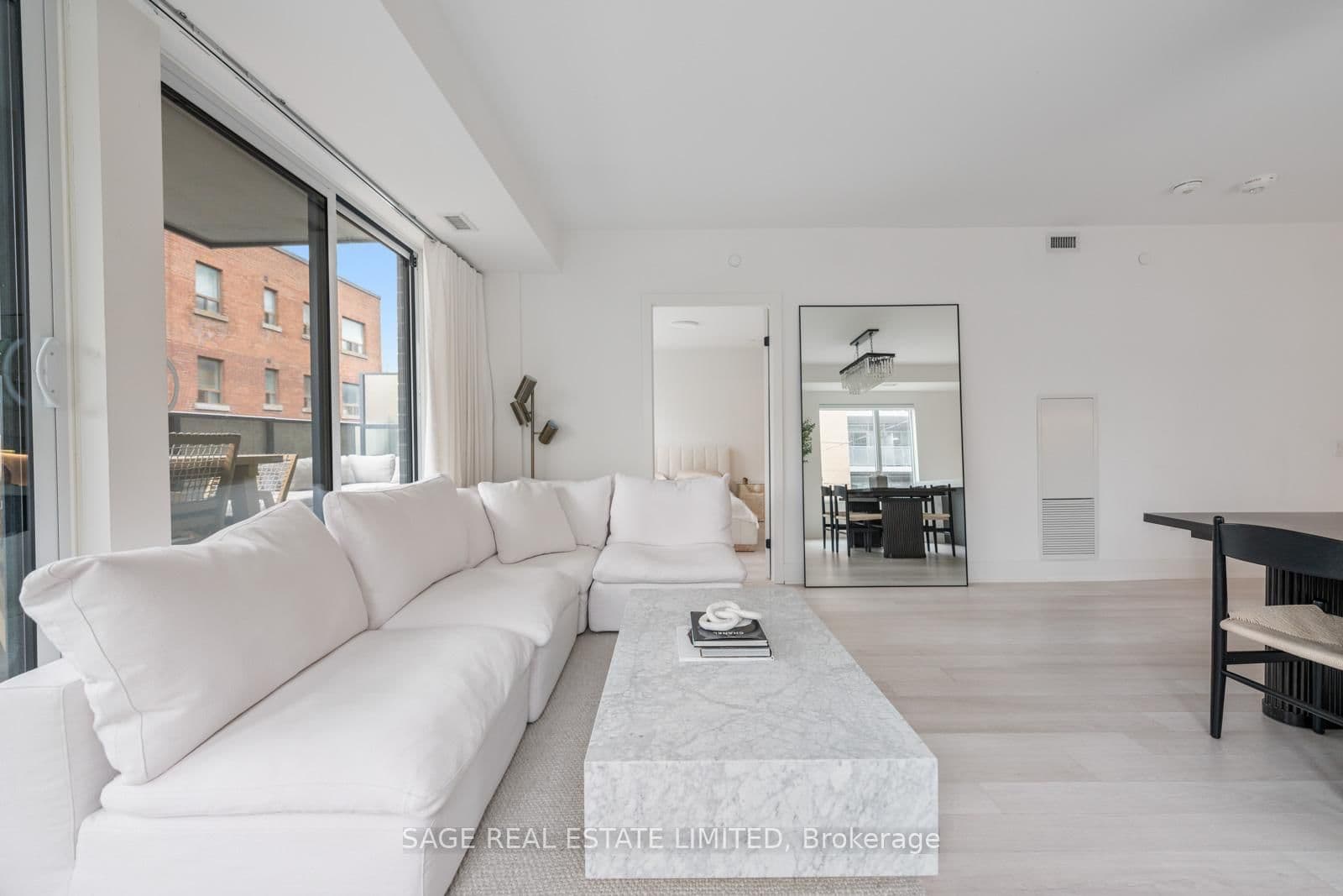 1888 Queen Street E, Unit 206 thumbnail 27