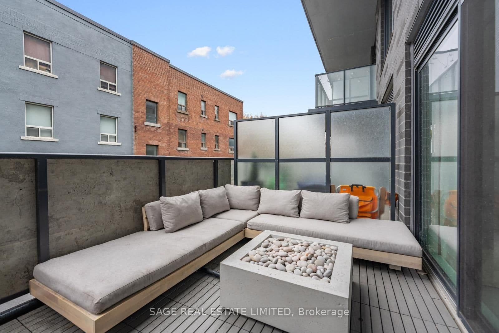 1888 Queen Street E, Unit 206 thumbnail 35