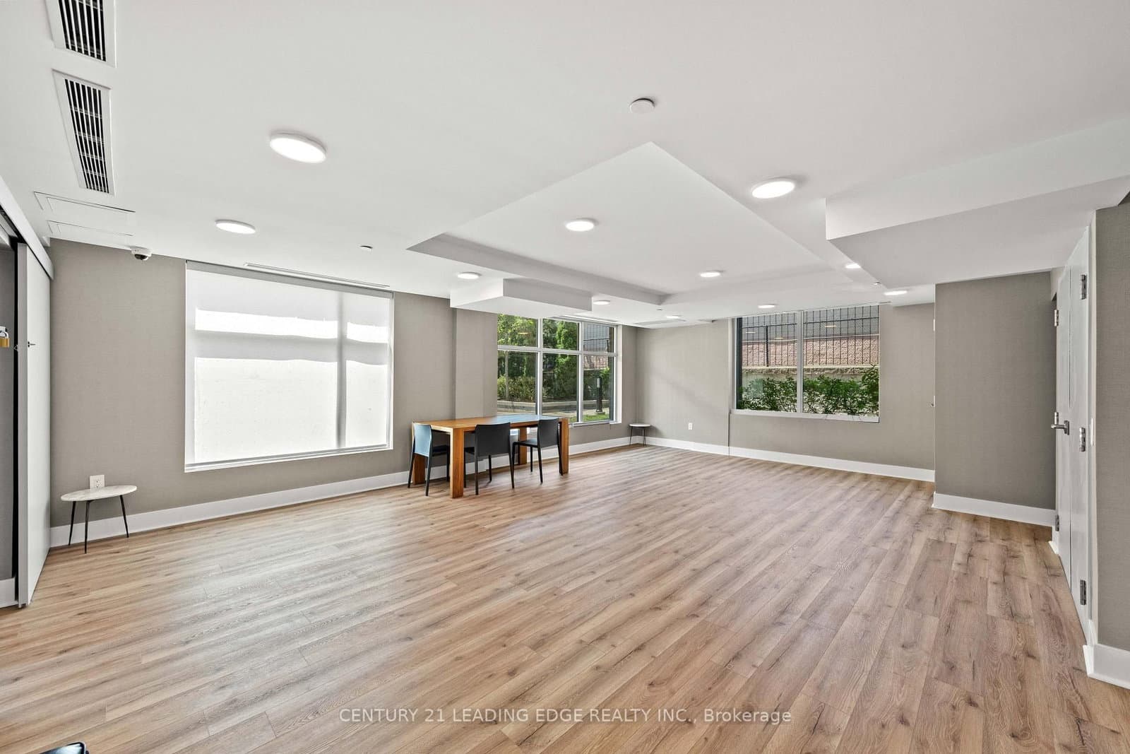 20 Orchid Place Drive, Unit 207 thumbnail 16